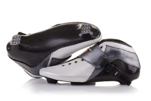 Bota One Carbón Blanco / Plata